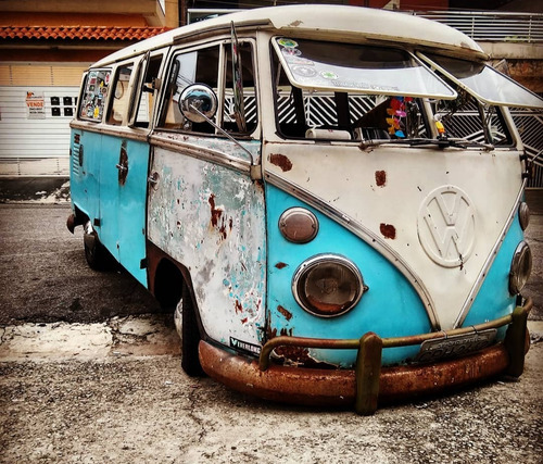Imagem 4 de 7 de Voksvagen Kombi Coruja 1974