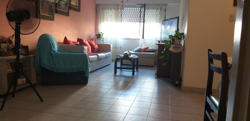 Imagen 10 de 30 de Departamento De 4 Ambientes - A La Calle - Bahia Blanca 2600