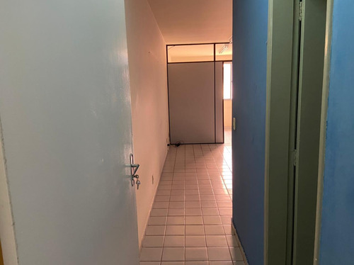 Imagem 4 de 8 de Murano Imobiliária Aluga Sala Comercial No Centro De Vila Velha - Es. - 3482