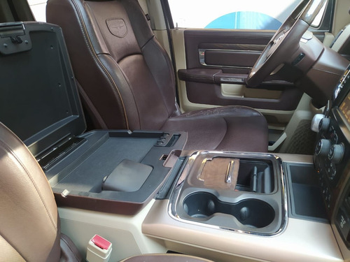 Imagen 13 de 15 de Ram 2500 2017 Longhorn Crew Cab 4x4 V8 8at