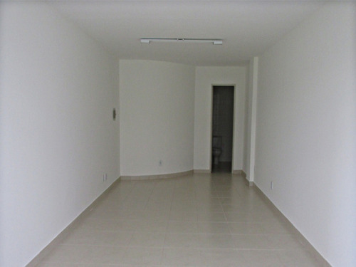 Loja Para Aluguel Na Asa Norte Cln 212 - Lj00092 - 69025156