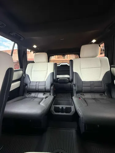Toyota Sequoia 3.5 V6 Capstone