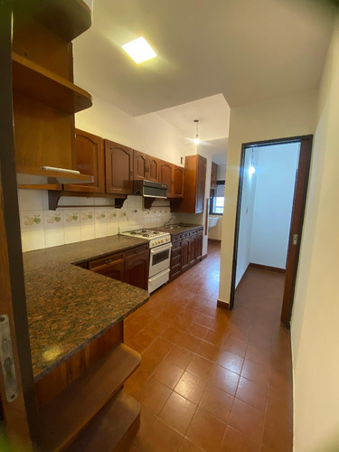 Alquiler Departamento 3 Amb. En Moreno Centro Con Cochera