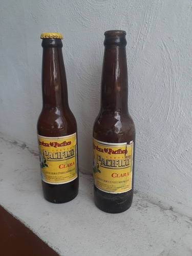 Antiguas Botellas De Cerveza Pacifico