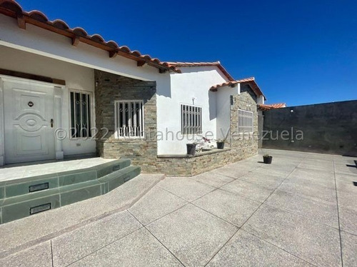 Imagen 11 de 11 de Casa Amoblada, Lista Para Habitar Espera Por Ti. Hermosa Cocina Y Acabados De Primera. #22-14074