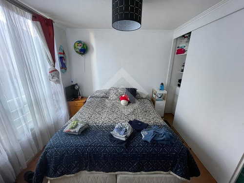 Departamento En Venta De 2 Dorm. En Santiago