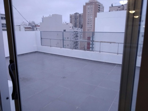 Imagen 9 de 14 de Oficina 80 Mts Con Cochera
