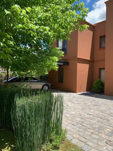 Imagen 2 de 15 de Casa En Alquiler O Venta, Hsm - Los Eucaliptus