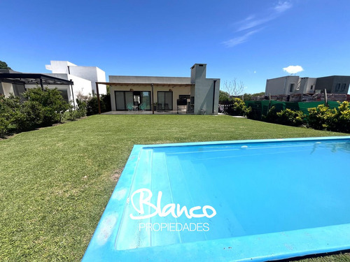 Casa En Alquiler En Pilar Del Este, Barrio Santa Elena, Pilar, G.b.a. Zona Norte
