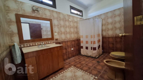 Imagen 15 de 29 de Venta Casa De 4 Dormitorios Con Pileta En Los Aromas, Valle Escondido!