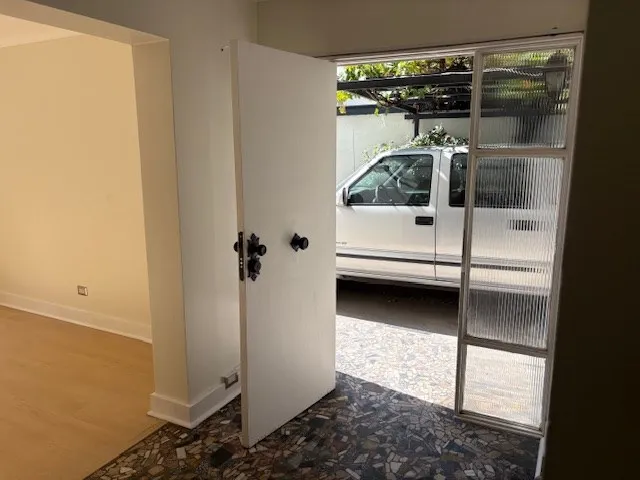 Imagen 3 de 30 de Casa Remodelada En Un Pasaje/luminosa/amplios Espacios