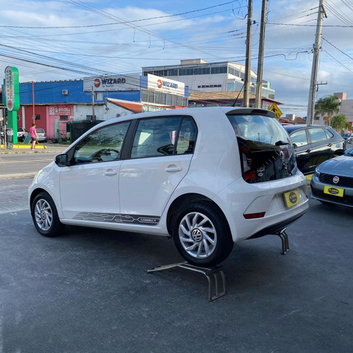Volkswagen Up! up! Connect 1.0 TSI Total Flex 12V 5p