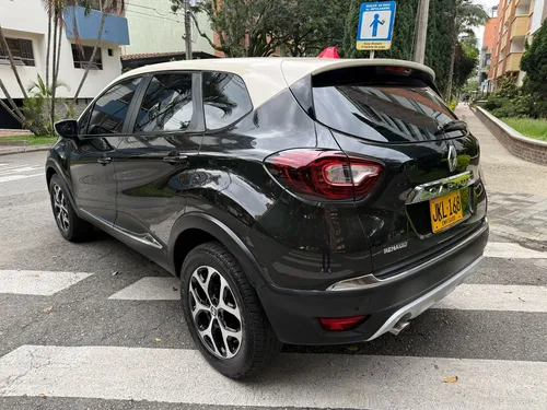Renault Captur 2.0 Intens Automática