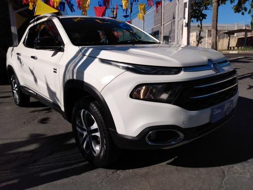 Imagem 3 de 13 de Fiat Toro 2018 2.0 Volcano 4x4 Aut. 4p
