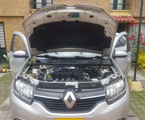 Renault Logan 1.6 Privilege / Intens