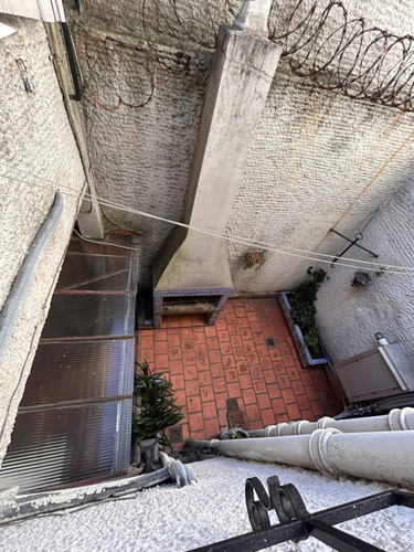 Casa En Venta Punta Carretas! Joaquin Nuñez Y C,mora, P.unico! Gje. Patio.
