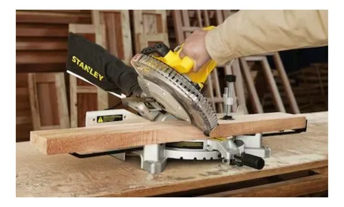Sierra Profesional 10 Stanley Sm16-b3 1650w