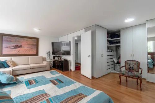 Apartamento En Venta En El Chicó. Cod V6217