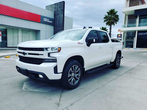 Imagen 1 de 15 de Chevrolet Cheyenne 2020 5.4 2500 Doble Cab Lt Z71 4x4 At