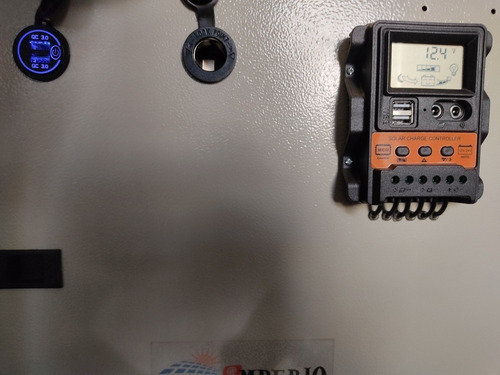 Imagen 3 de 10 de Planta Solar Fv-300 Fuente Onda Pura Tv Regulador Panel Mppt