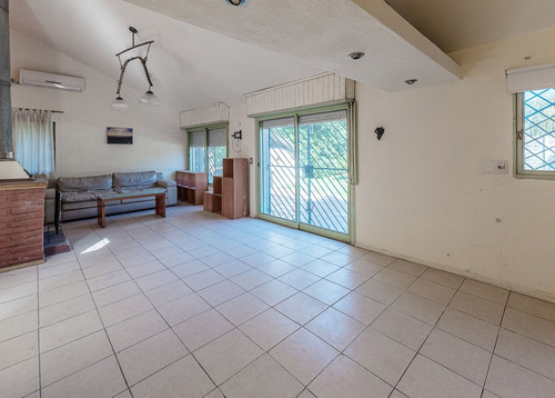 Casa En Venta En Barrio Pellegrini Ii Pilar