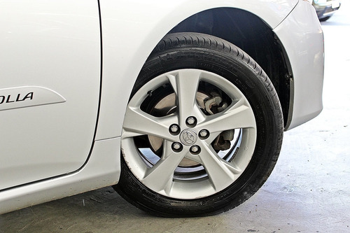 Toyota Corolla 1.8 Gli 16v Flex 4p Automático