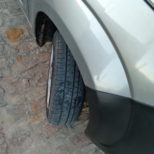 Imagem 5 de 11 de Fiat Uno Vivace Celebration