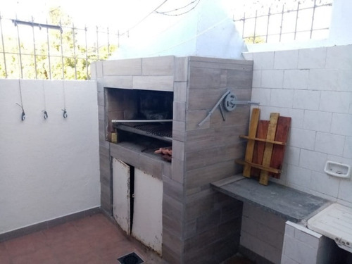 Imagen 9 de 11 de Chalet En Ph Reciclado Urgente!