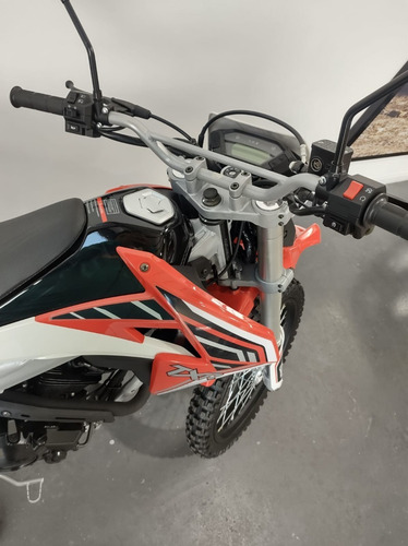Imagen 10 de 16 de Corven Txr 250 L Okm