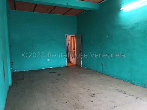 Ab Rentahouse Ofrece En Venta Casa Comercial Con Alto Trafico De Clientes, Ubicada En La Av. Principal De La Bocaina