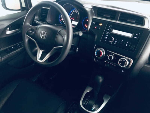 Imagem 8 de 15 de Honda Fit Lx Cvt 2018