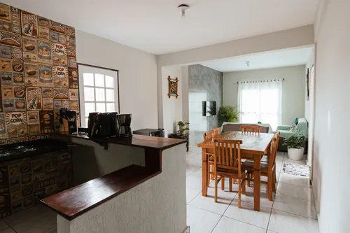 Sobrado Em Ubatuba, Prox A Praia Grande (12)991127687