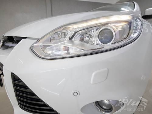 Ford Focus Sedan 2.0 Titanium