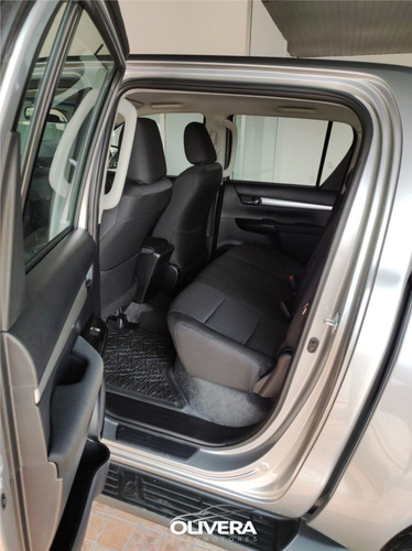 Toyota Hilux 2.4 D.cab. T.dsl Sr