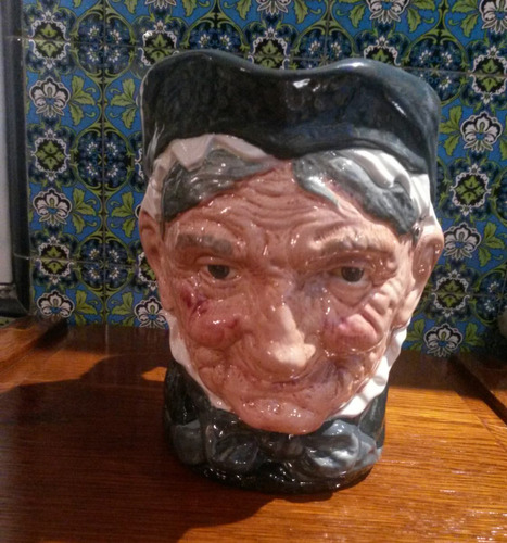 Antigua Jarra Royal Doulton Large Porcelana The Granny