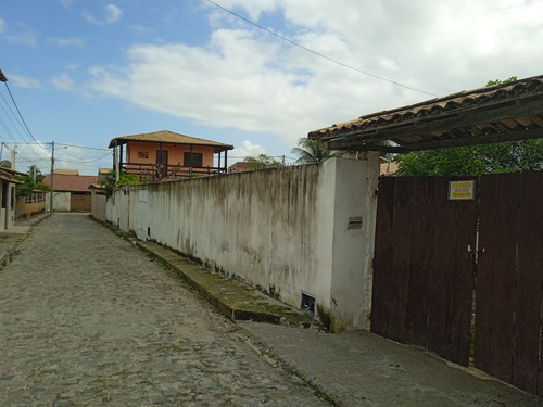 Casa Dois Quartos Amplos,sala Banheiro,cozinha,garagem Três