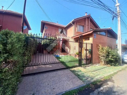 Casa En Venta De 4 Dorm. En Puente Alto Pp