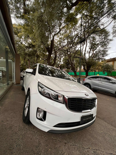 Kia Carnival 2.2 Crdi Premium