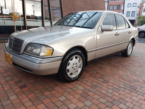 Mercedes Benz Clase C280 En Excelente Estado