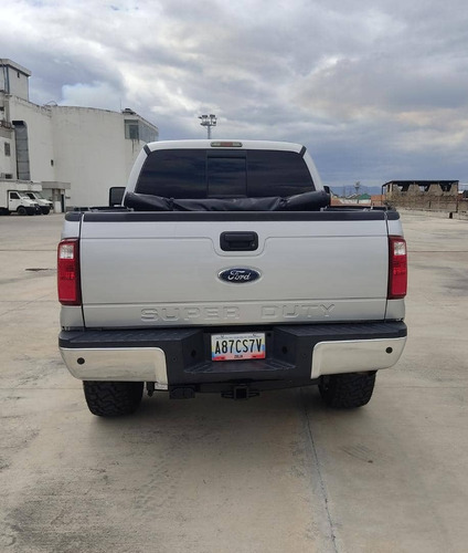 Imagen 3 de 10 de Ford F-250 Super Duty