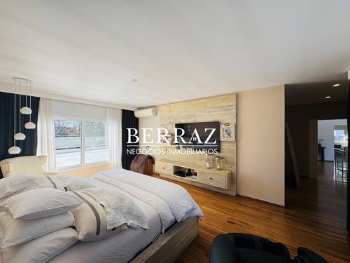 Casa Venta 5 Dormitorios Ayres Del Pilar Lote De 1037 M2 Pilar