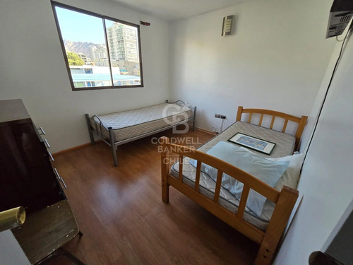 Casa Con Capacidad Para 20-25 Personas.