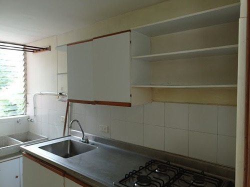 Imagen 8 de 16 de Apartamento En Arriendo Los Alpes 622-17978