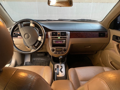 Imagen 7 de 8 de Chevrolet Optra Limited