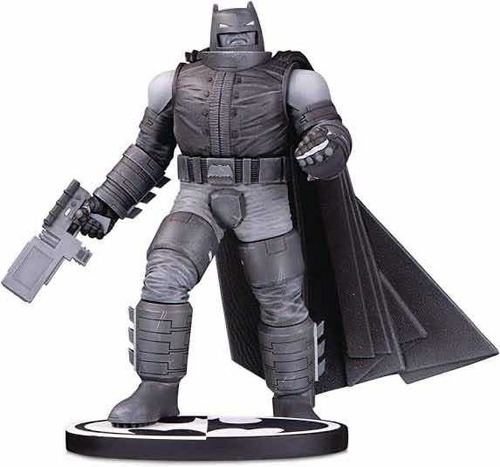 Armored Batman By Frank Miller Black And Withe Dc Direct