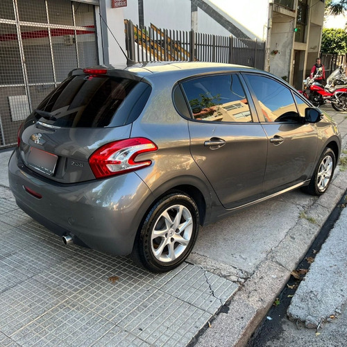 Imagen 5 de 25 de Peugeot 208 1.6 Allure Touchscreen
