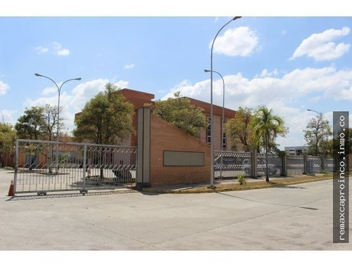 Imagen 9 de 12 de En Venta Oficina Zona Industrial