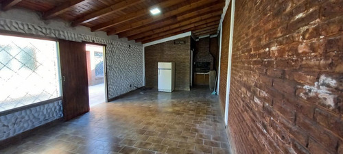 Imagen 17 de 20 de Chascomus 1396 Esq Saladillo - Bosques - Barrio El Rocio