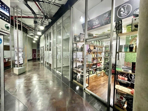 Local Comercial En Venta En Cc San Ignacio 25-8839 Cs