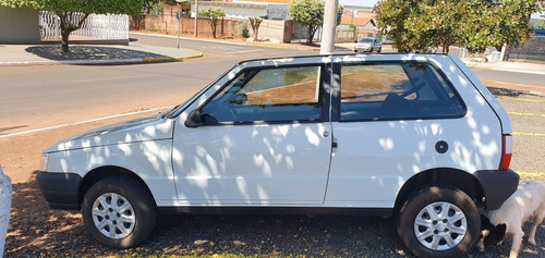 Imagem 4 de 9 de Fiat Uno Mille 2007 1.0 Fire Flex 5p
